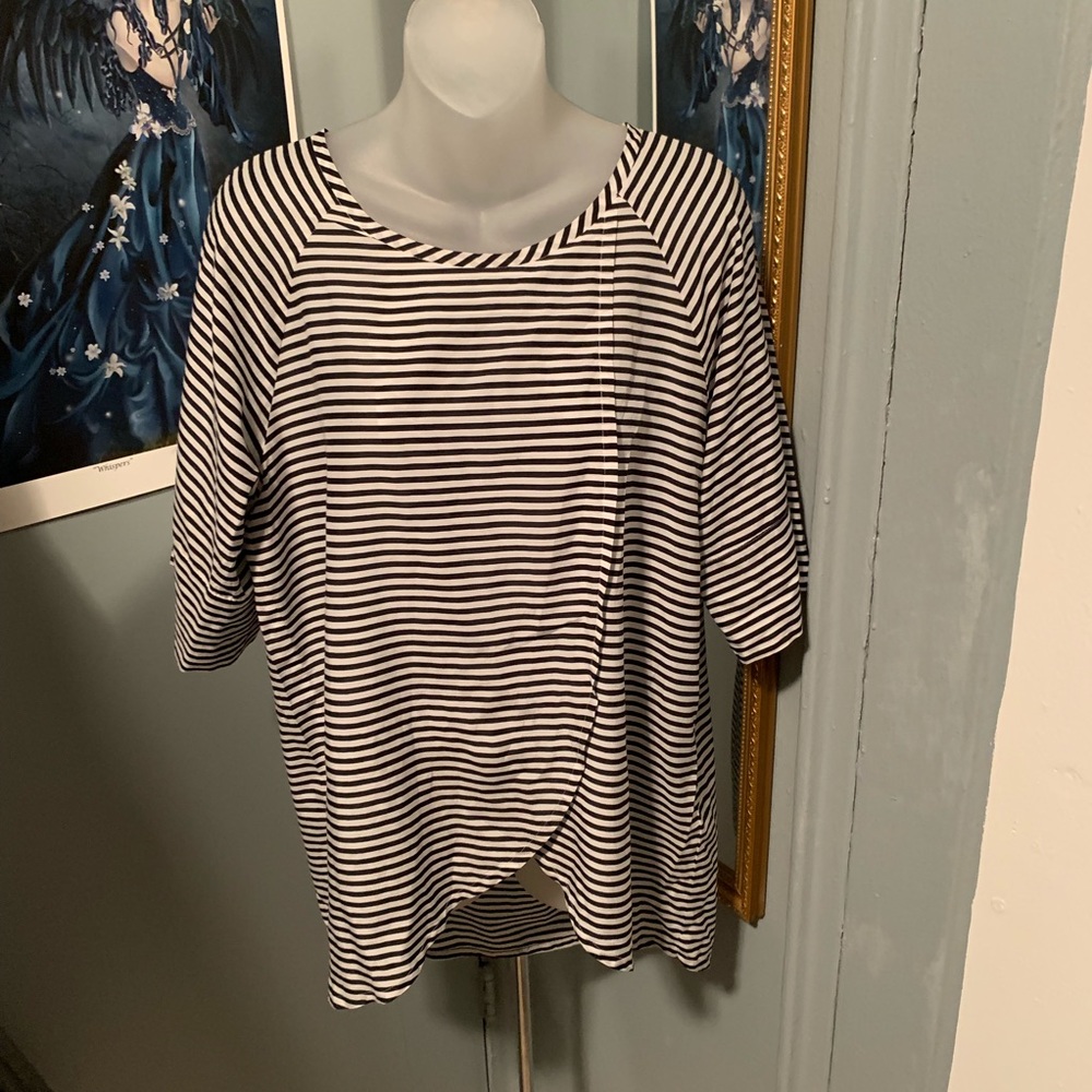 Kate Spade Saturday
Black & White Strip Blouse - Picture 3 of 3